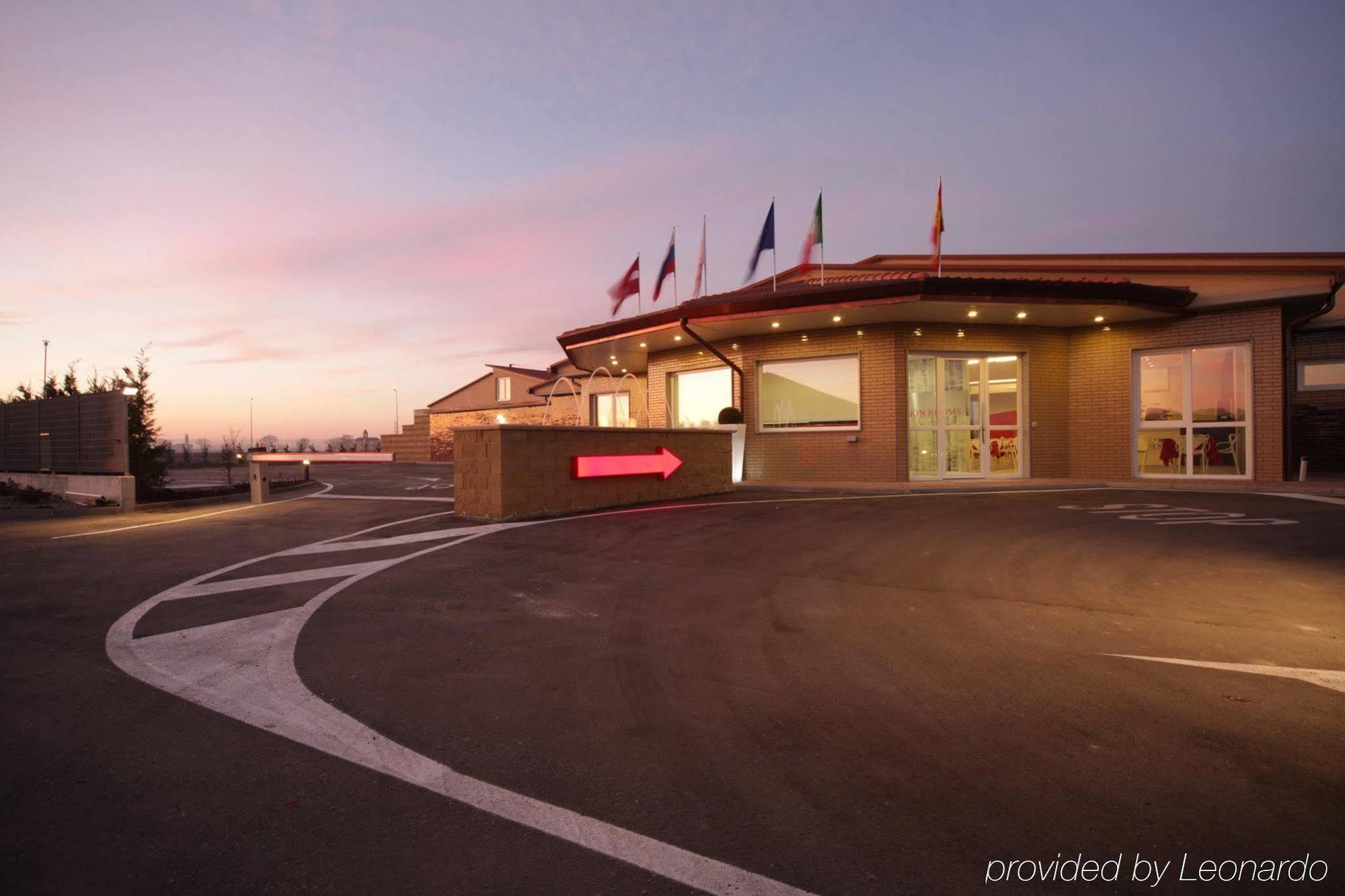Motel Autosole Vip Castelnuovo Scrivia Екстер'єр фото