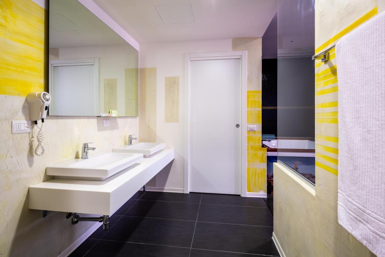 Motel Autosole Vip Castelnuovo Scrivia Екстер'єр фото